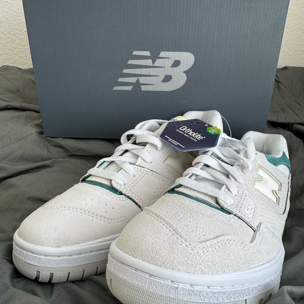 New Balance White and Green Sneakers